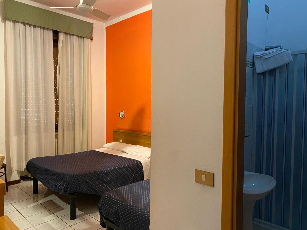 Hotel Catalani E Madrid Milano Ngoại thất bức ảnh