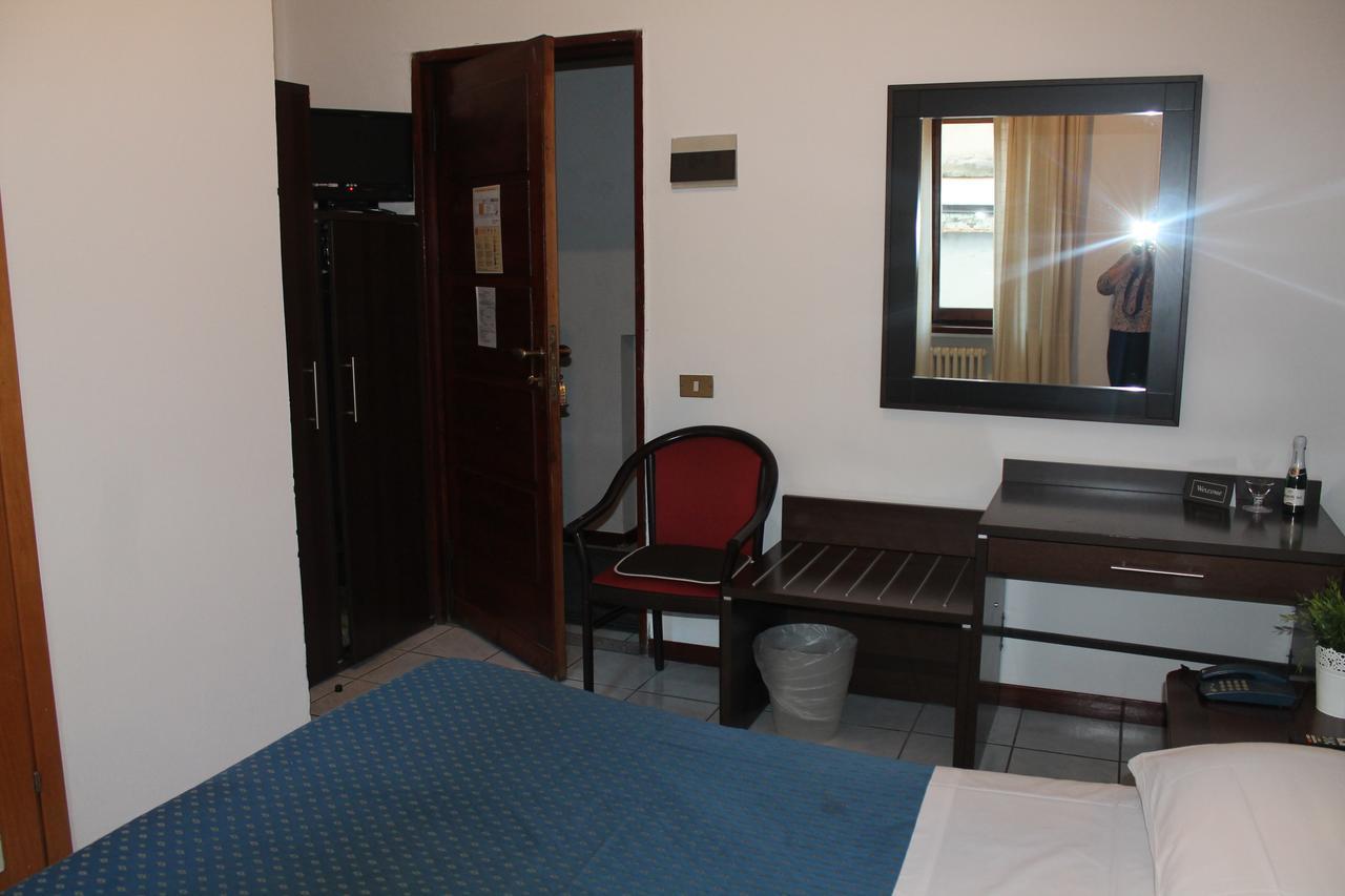 Hotel Catalani E Madrid Milano Ngoại thất bức ảnh